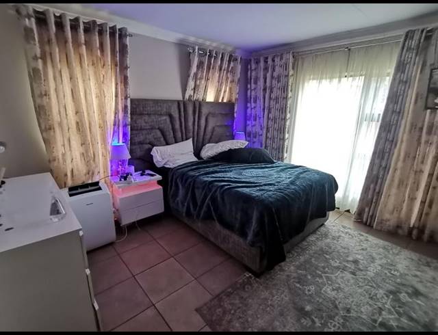 3 BEDROOM HOUSE FOR SALE IN VANDERBIJLPARK SW 5